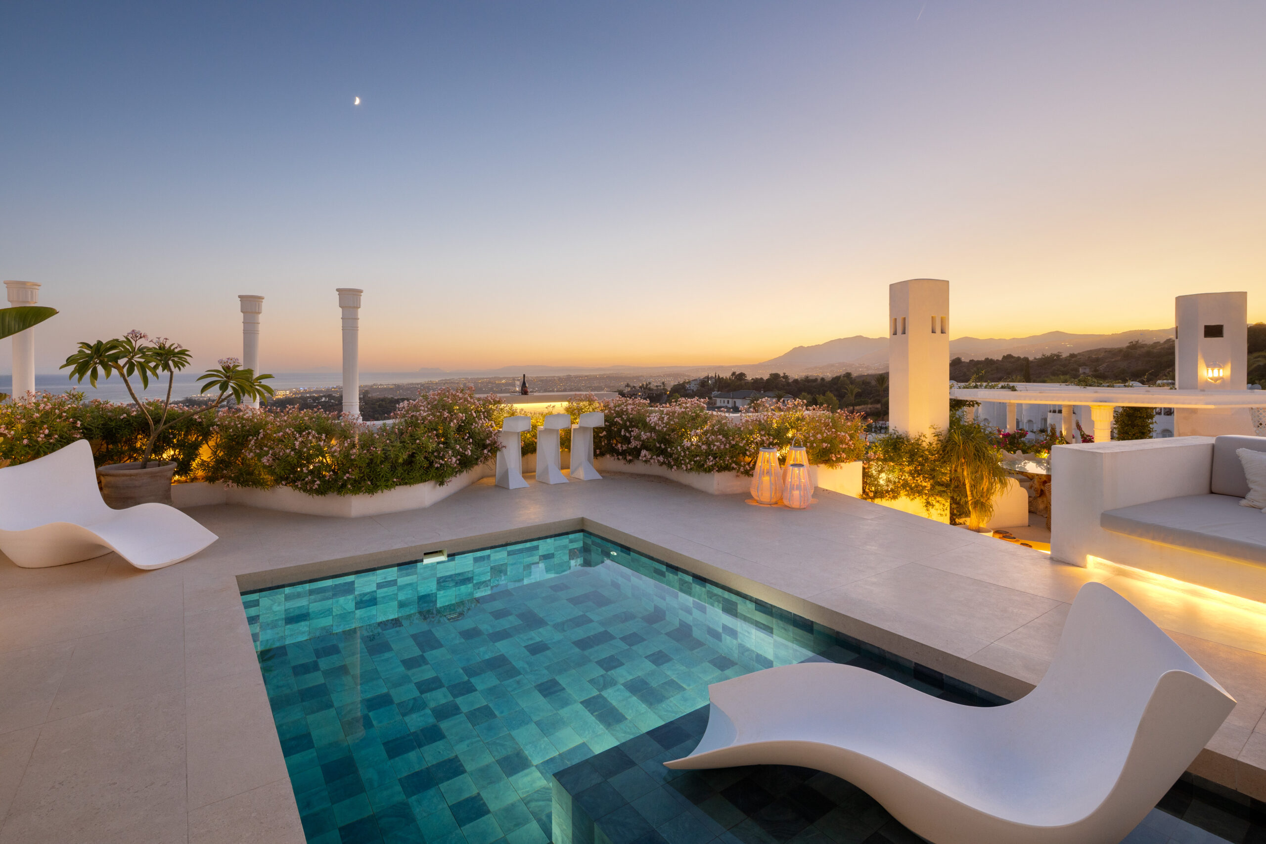 Penthouse Colgantes 01