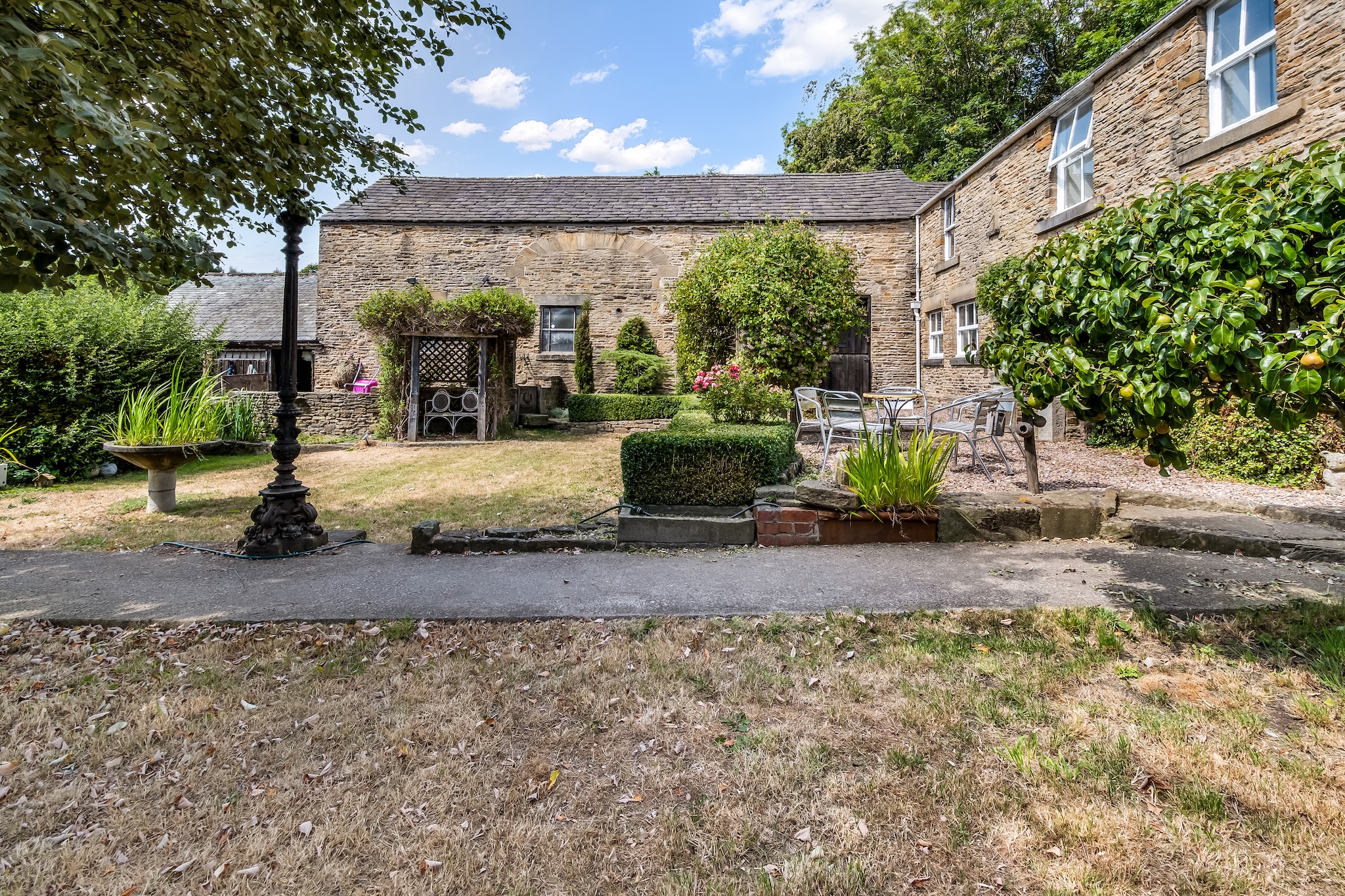 BARLEY HALL STABLES13
